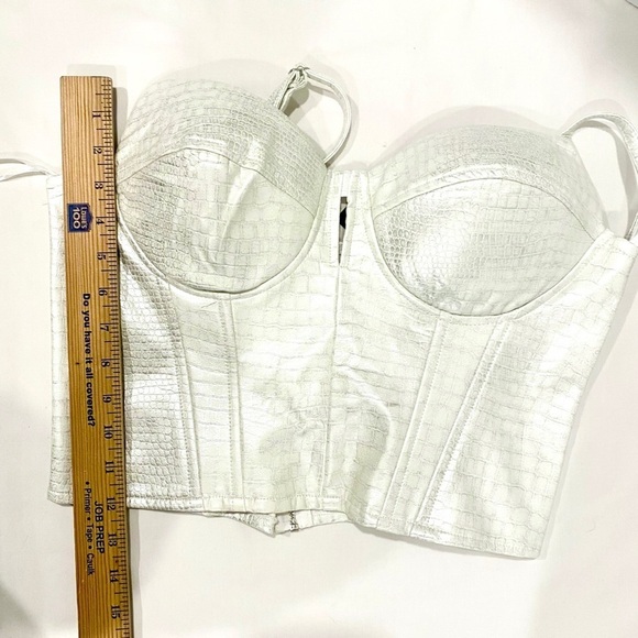 NEW - Say What? Pearl and Silver Faux Crocodile print Corset Bustier Top Size XL - Picture 10 of 10